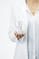 UV Protect Skin Defense Daily Care - Anti-Shine Cream